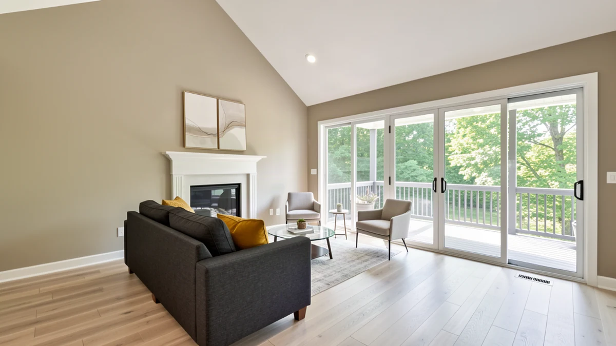 Professional painting contractors in Eldersburg, MD preparing and painting home interior